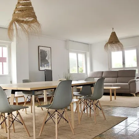 Amplia Y Comoda Casa En La Playa De Berria * Santoña