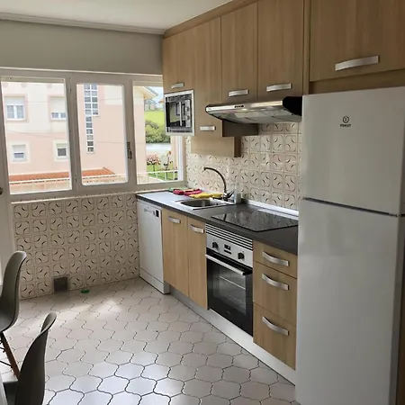 Amplia Y Comoda Casa En La Playa De Berria