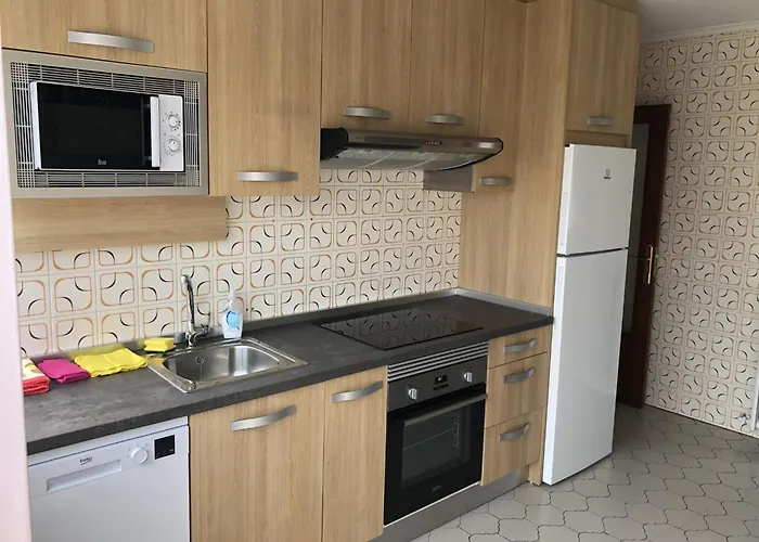 Amplia Y Comoda Casa En La Playa De Berria *