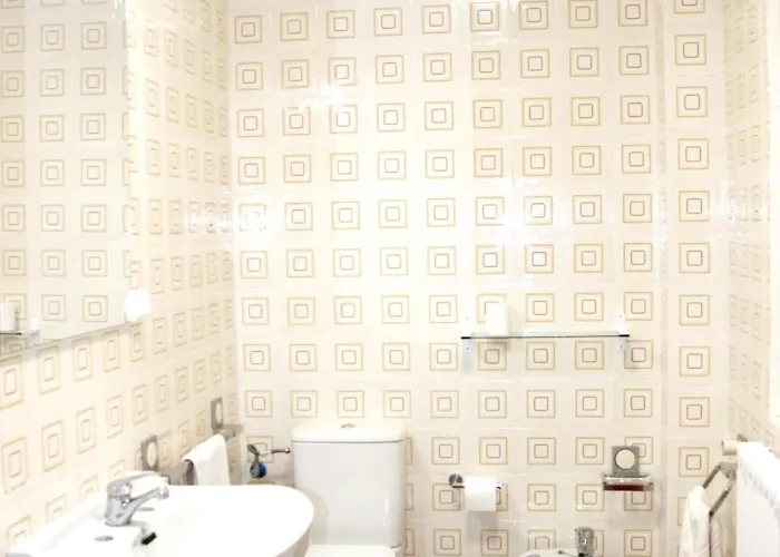 Amplia Y Comoda Casa En La Playa De Berria Hébergement de vacances