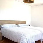 Amplia Y Comoda Casa En La Playa De Berria Дом отдыха Сантонья
