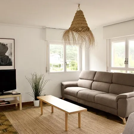 Amplia Y Comoda Casa En La Playa De Berria Дом отдыха *